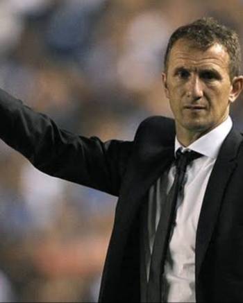 Arruabarrena no pudo llegar a Buenos Aires y se posterga su desembarco en Boca